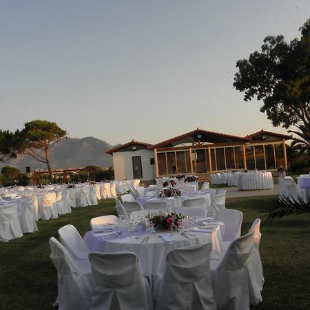 Irida Beach Resort Suites Kyparissia Bagian luar foto