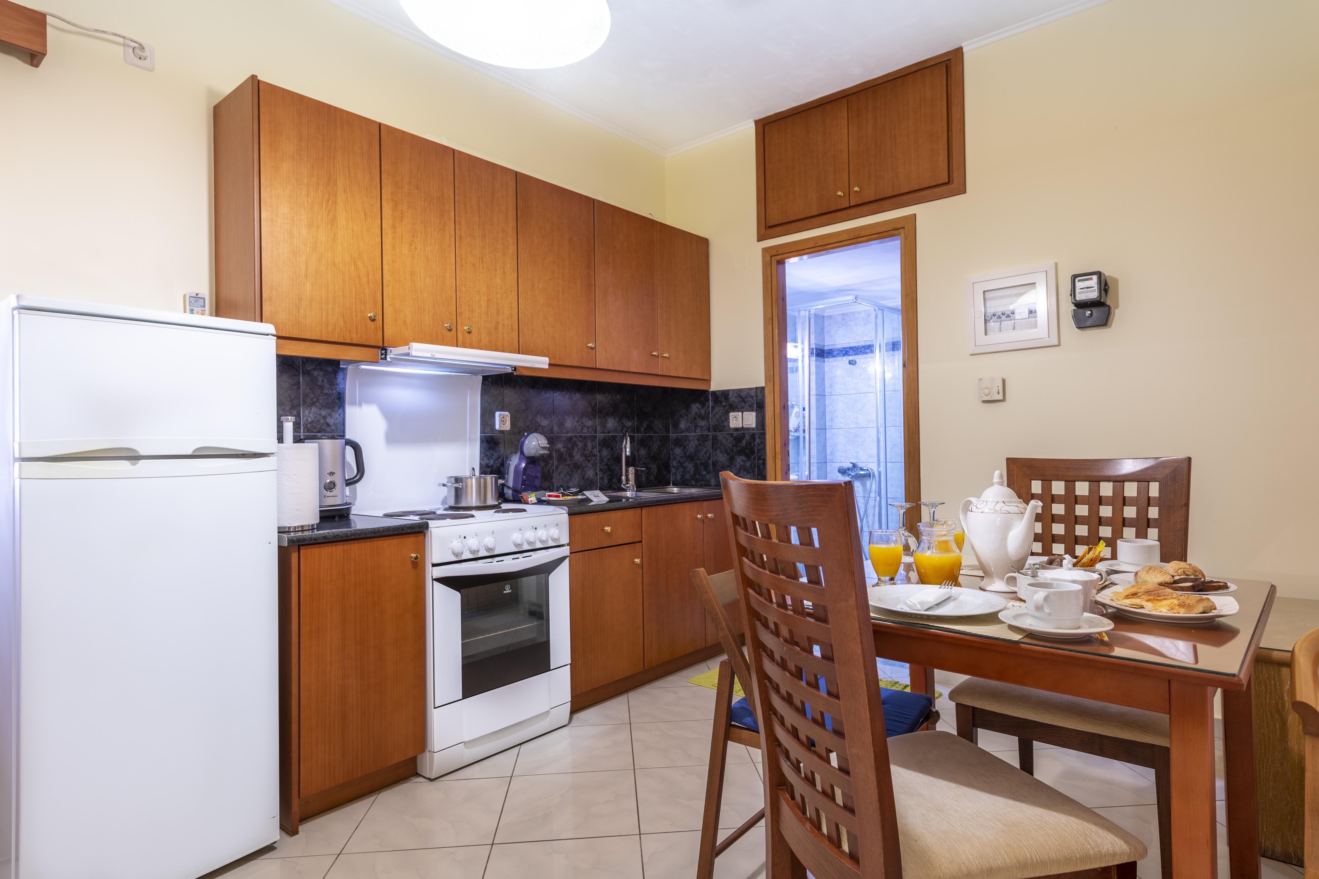 Irida Beach Resort Suites Kyparissia Bagian luar foto