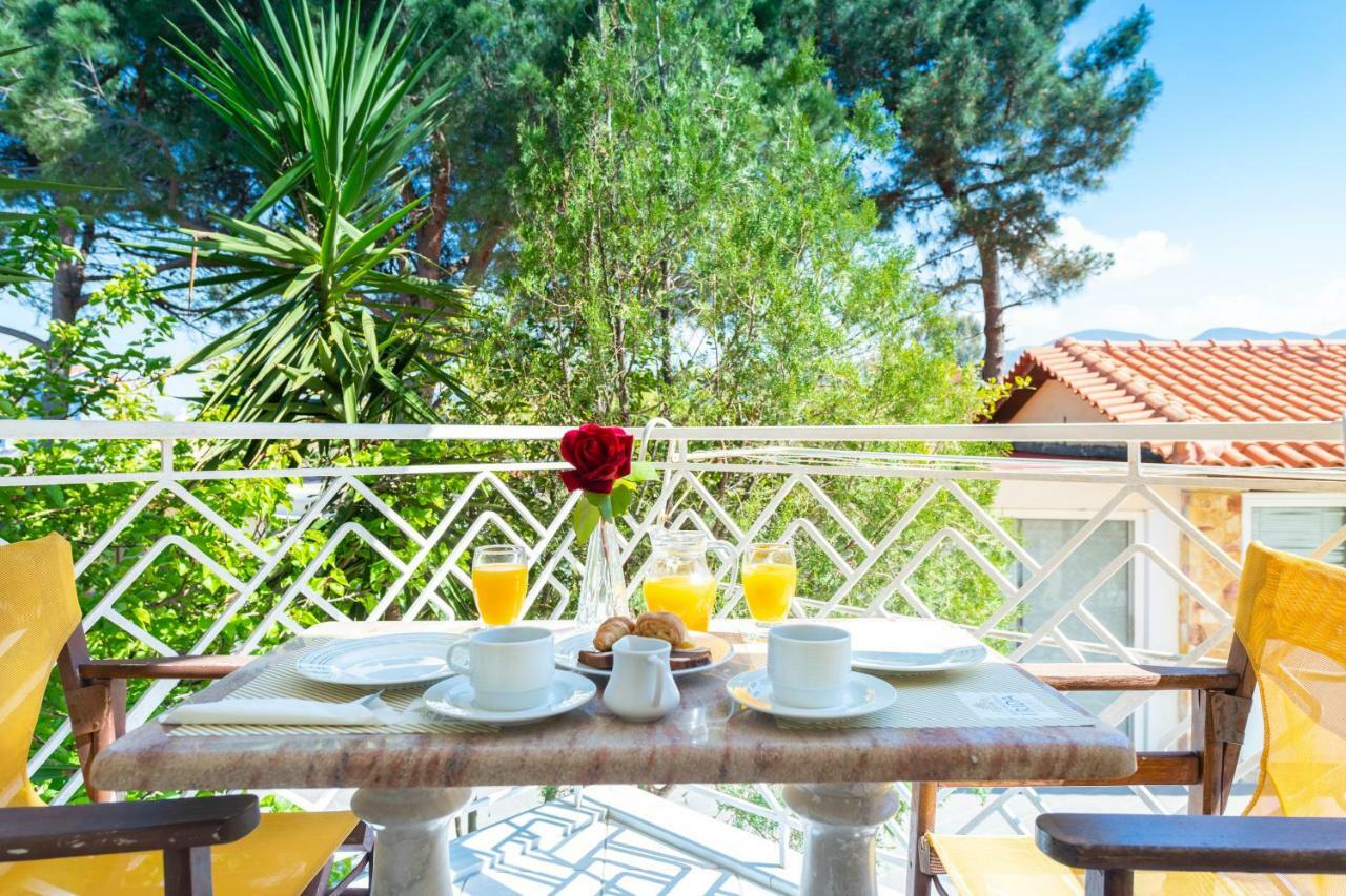 Irida Beach Resort Suites Kyparissia Bagian luar foto